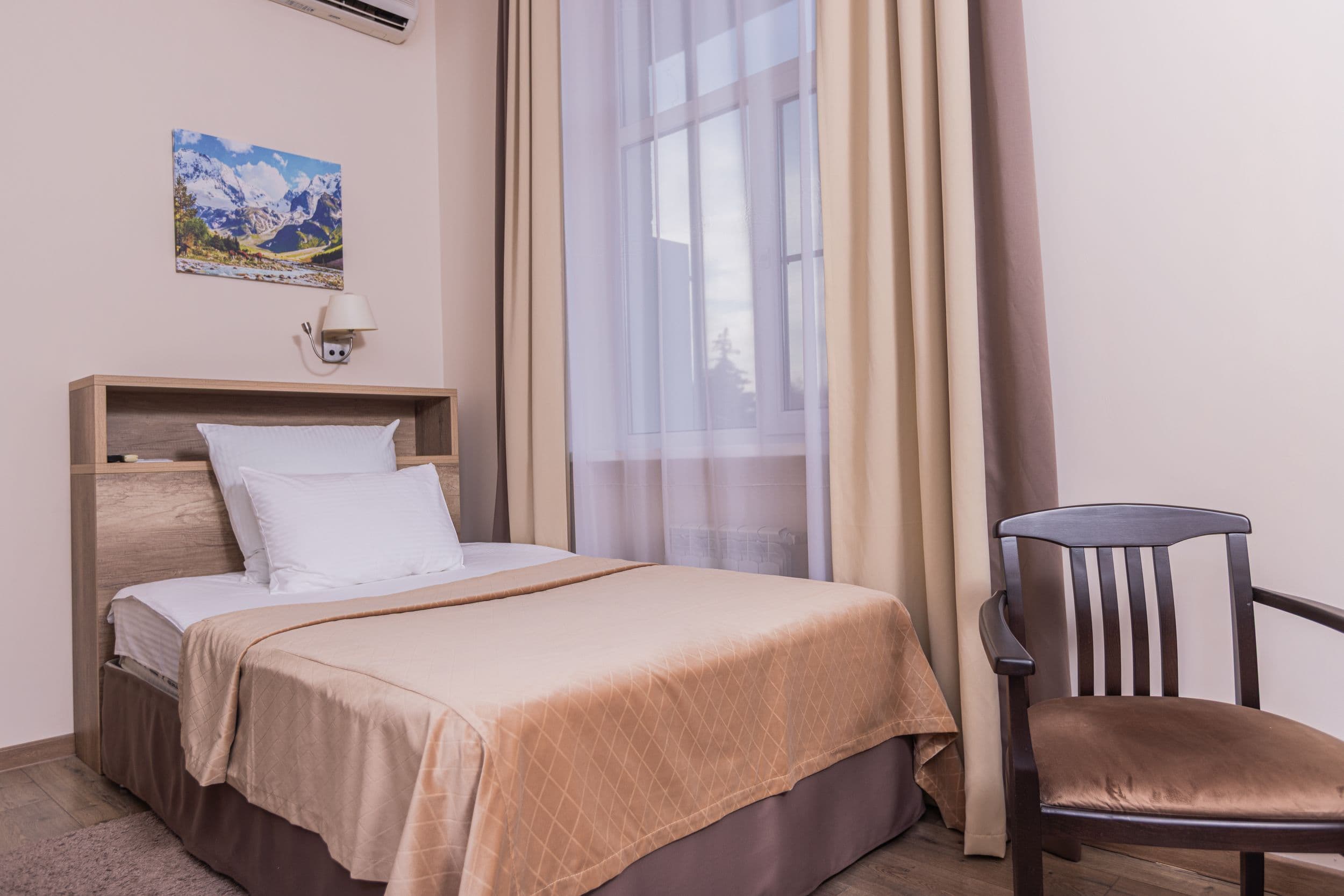 Односпальная кровать